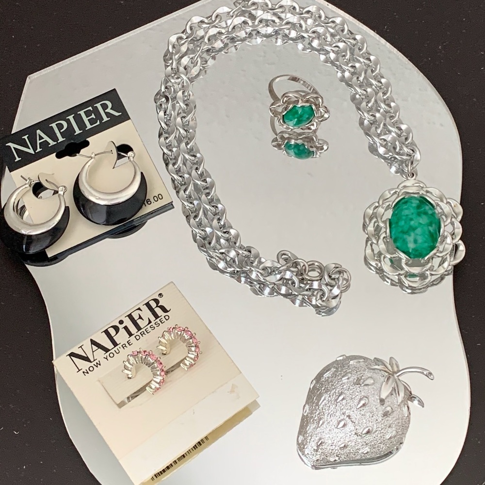 Vintage jewelry bundle - Sarah Coventry, Napier